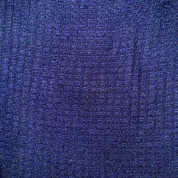 Off-Shoulder Hollister Top - Picture 3 of 4